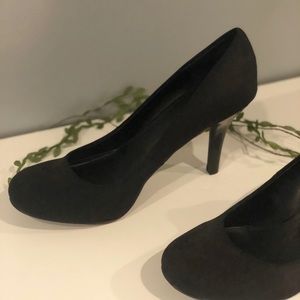 a.n.a Black Satin Pumps
